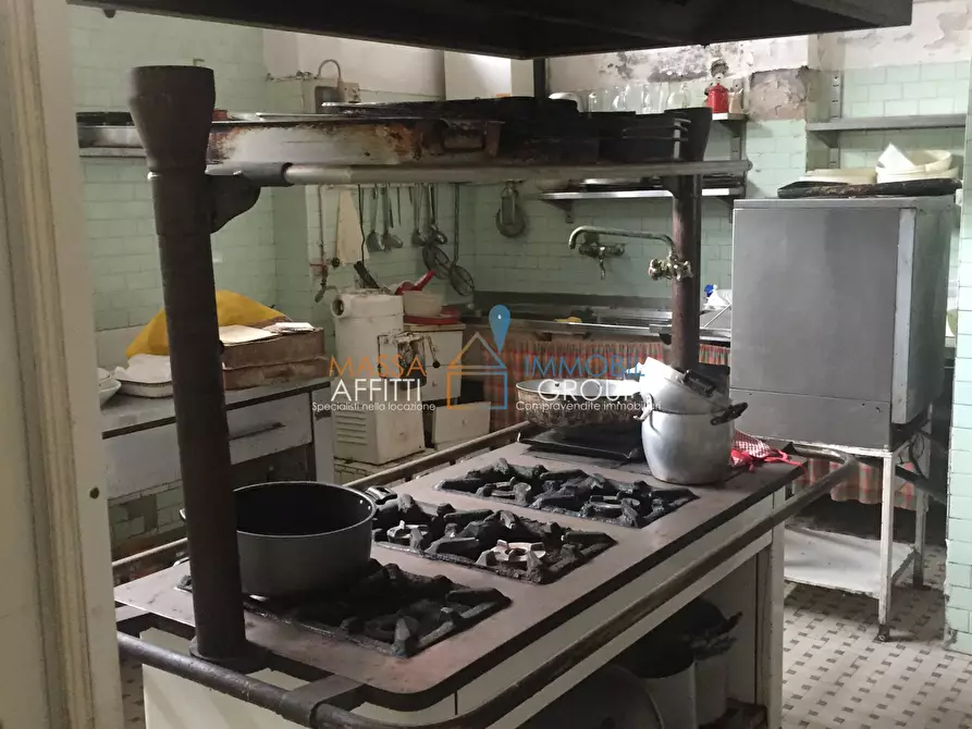 Immagine 6 di Locale commerciale in affitto  in Via Cavour 16 a Carrara