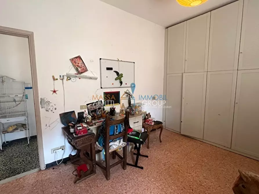 Immagine 23 di Quadrilocale in vendita  in Via G. B. Giorgini 3 a Massa