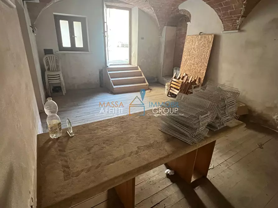Immagine 5 di Magazzino in vendita  in Via Gino Menconi 23BIS a Carrara