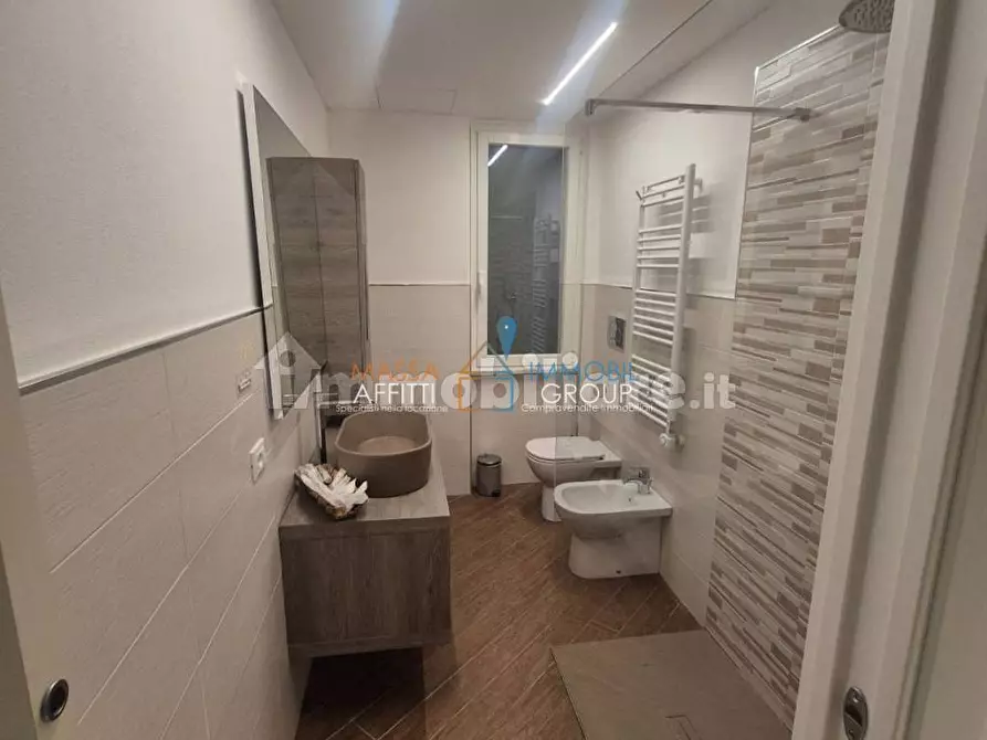 Immagine 12 di Porzione di casa in vendita  in Via Gorizia 21 a Massa