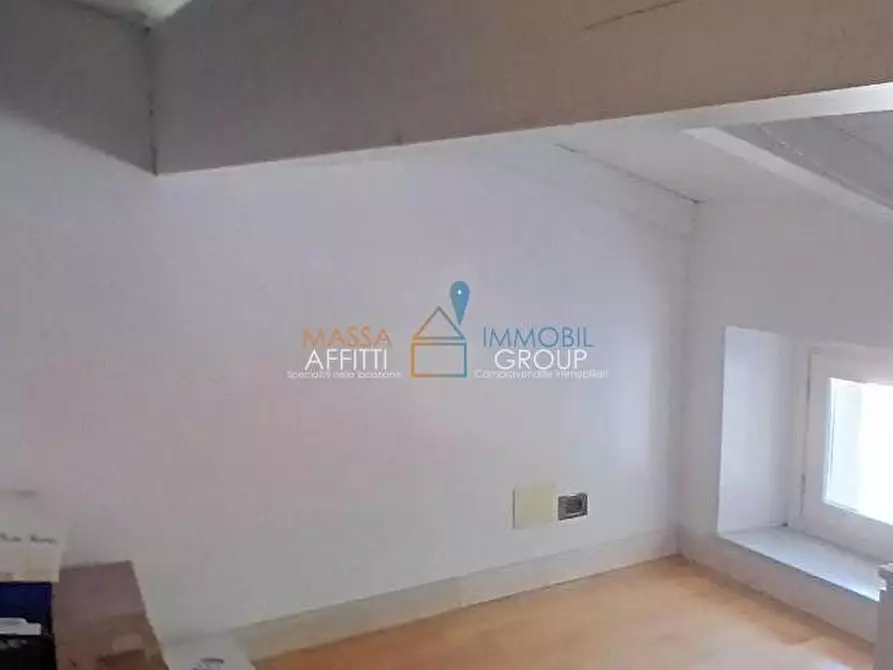 Immagine 16 di Terratetto in vendita  in Via Frigido 8 a Massa