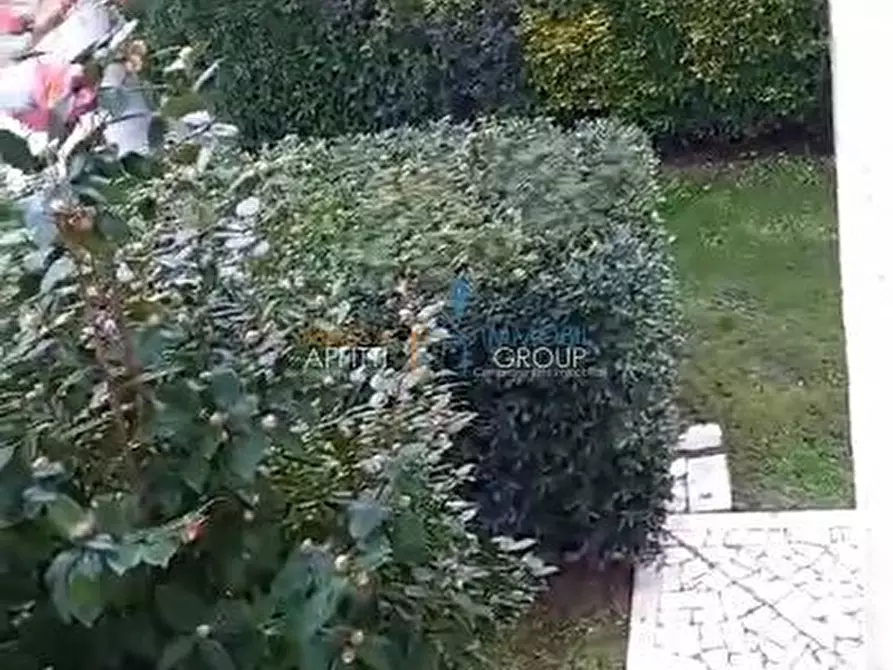 Immagine 42 di Appartamento in vendita  in Via delle Pinete 87 a Massa