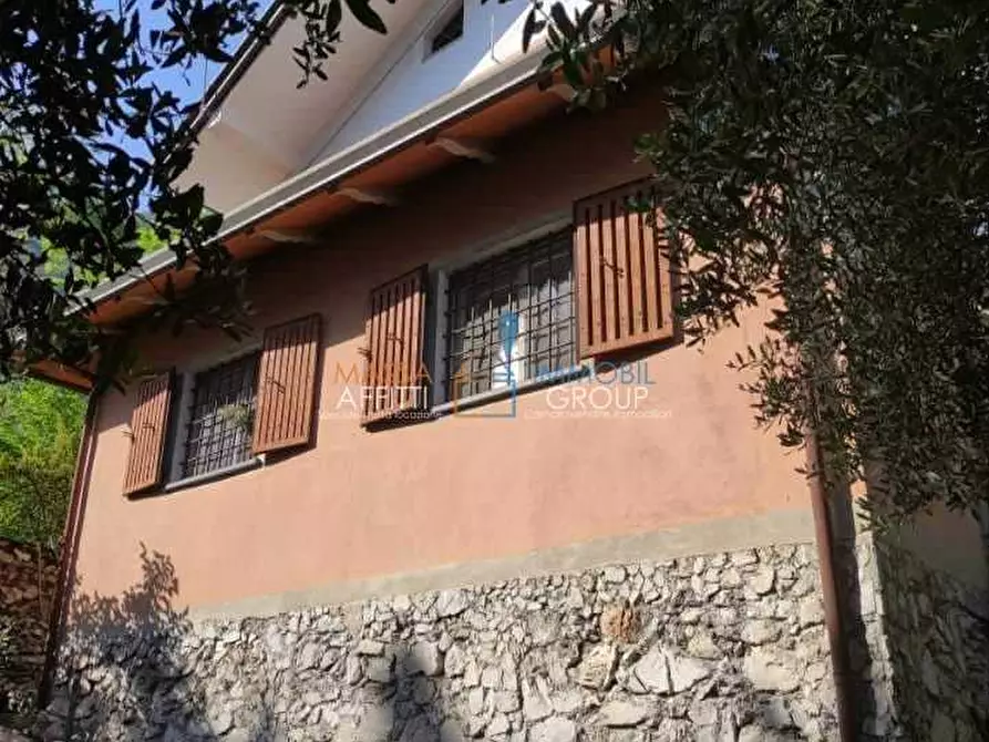 Immagine 2 di Casa indipendente in vendita  in Località Antona 5 a Massa