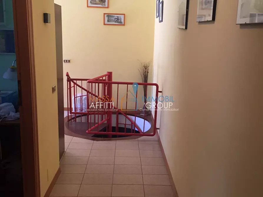 Immagine 10 di Pentalocale in vendita  in Via Enrico Mattei 57 a Massa