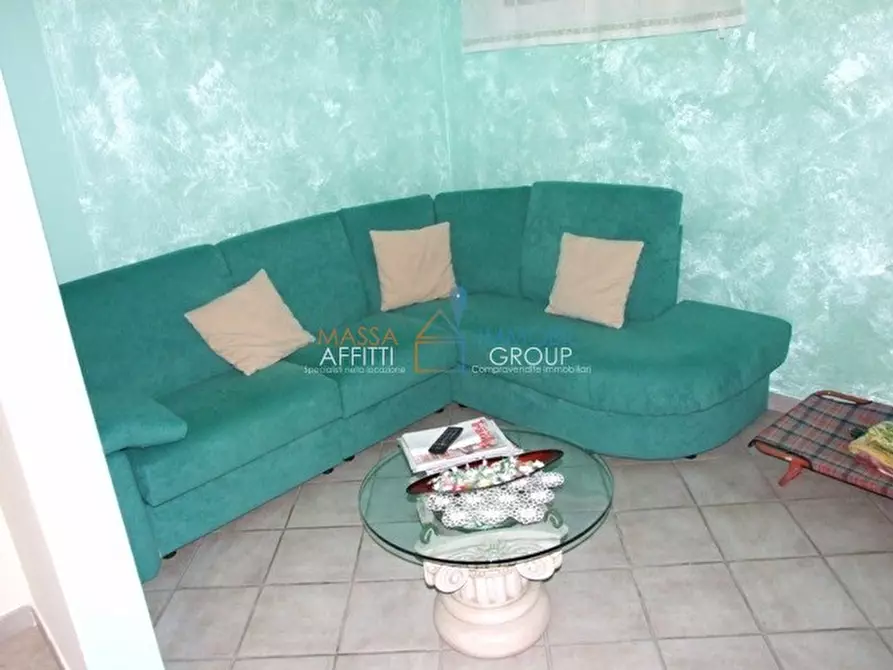 Immagine 25 di Villetta a schiera in vendita  in Via Canaletto 19 a Massa