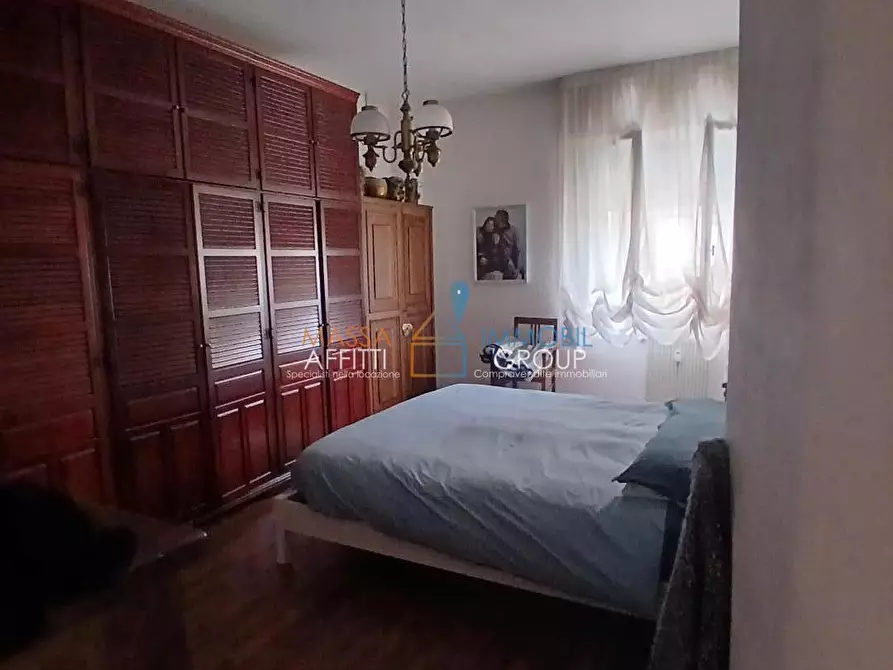 Immagine 14 di Quadrilocale in vendita  in Viale Eugenio Chiesa 21 a Massa