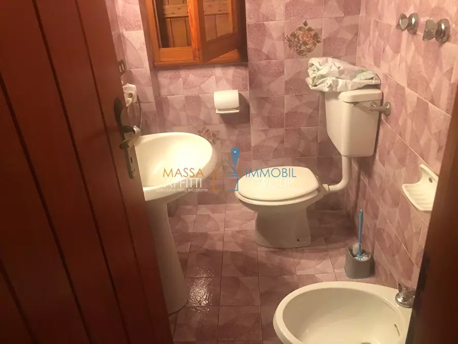 Immagine 15 di Villetta a schiera in vendita  in Via A. Gramsci 95 a Montignoso