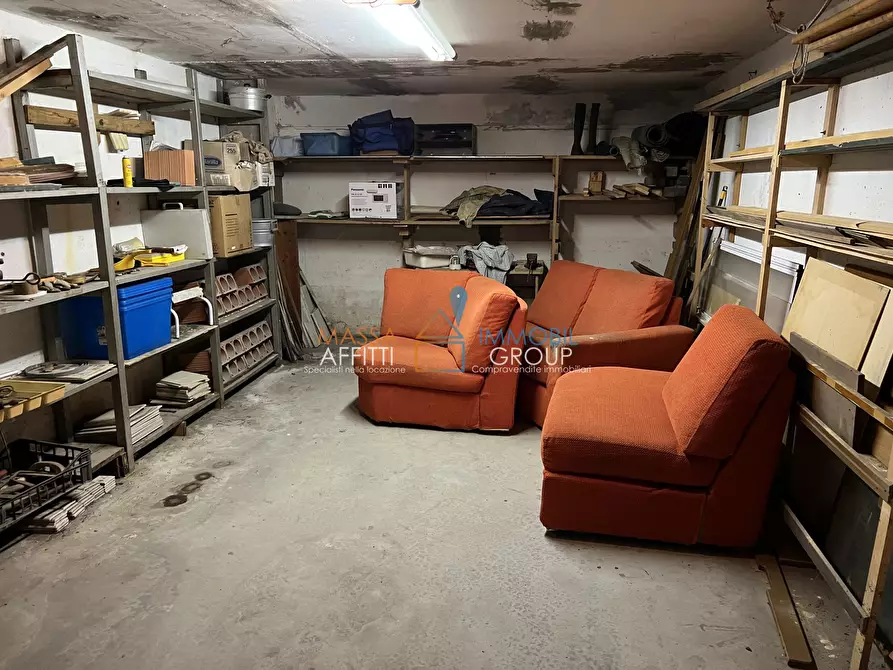 Immagine 55 di Villetta a schiera in vendita  in Via Gioacchino Rossini 14 a Massa