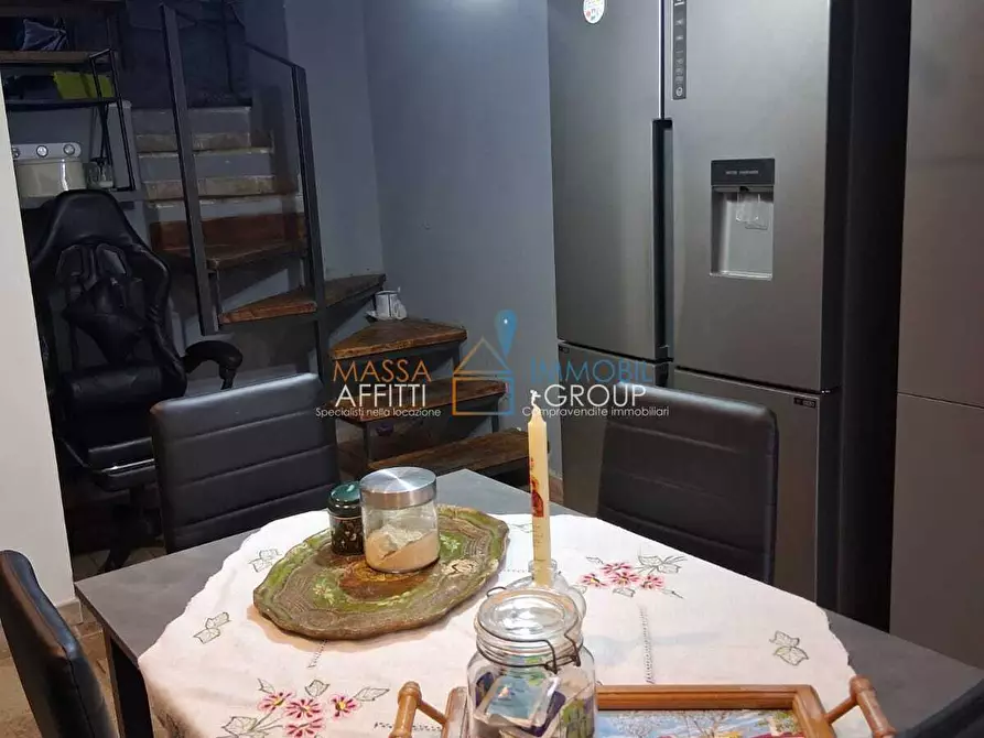 Immagine 3 di Trilocale in vendita  in Via Cavour 17B a Carrara