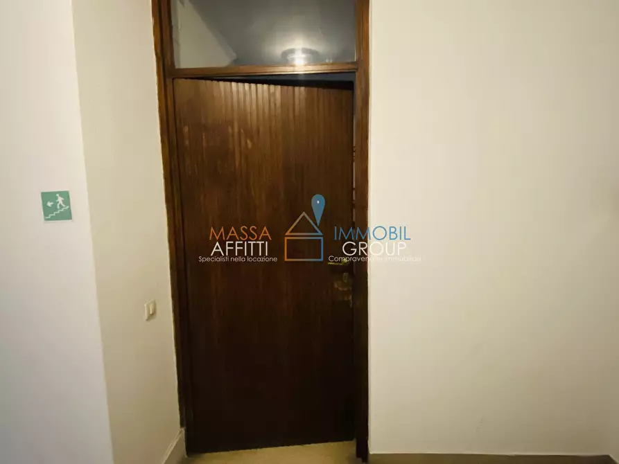 Immagine 2 di Ufficio in affitto  in Viale Eugenio Chiesa 1 a Massa