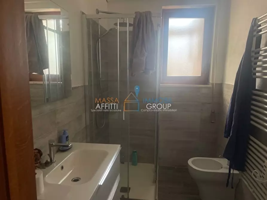 Immagine 19 di Pentalocale in vendita  in Viale Giacomo Puccini 26 a Massa