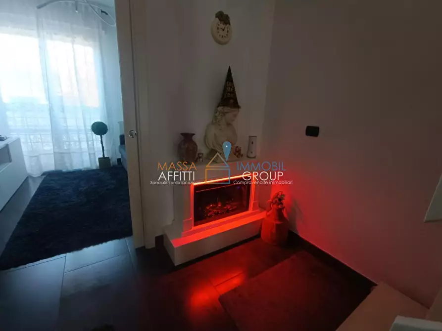 Immagine 33 di Porzione di casa in vendita  in Via del Conte 30 a Montignoso