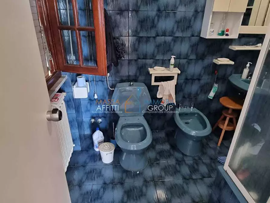 Immagine 19 di Pentalocale in affitto  in via bergiola 26 a Massa