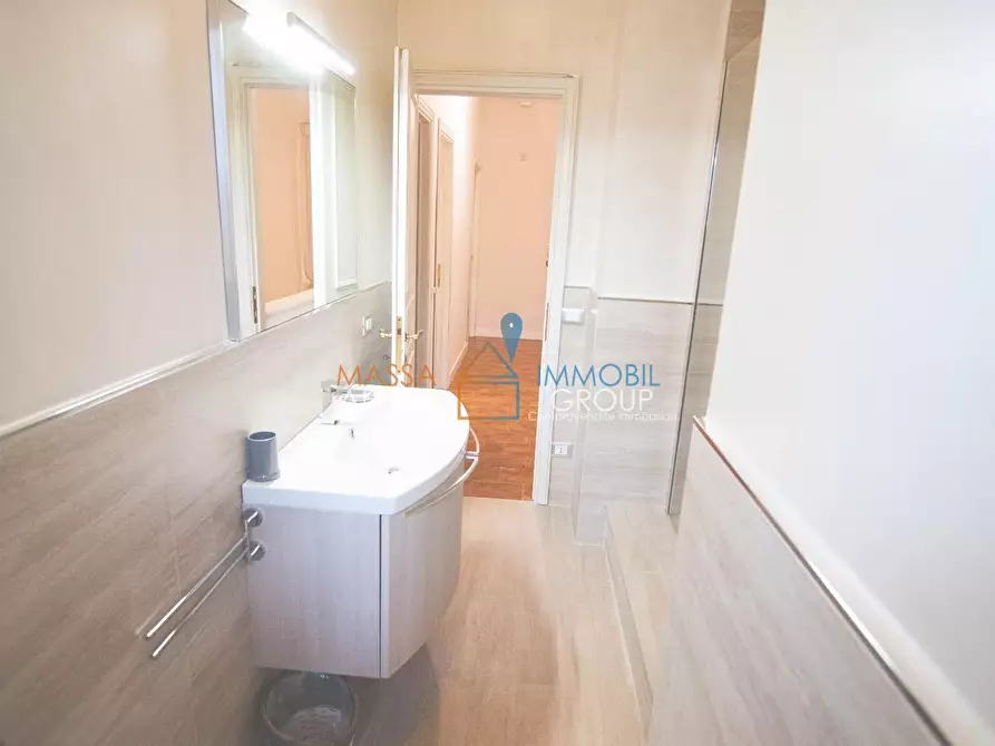 Immagine 22 di Villa in vendita  in Via Donatello 18B a Forte Dei Marmi