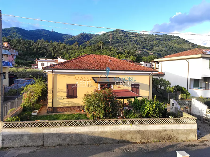 Immagine 11 di Casa indipendente in vendita  in Via Fossone Basso 6/1 a Carrara