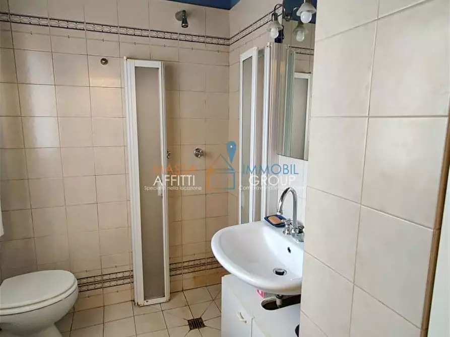 Immagine 16 di Pentalocale in vendita  in Via Ferdinando Rossi 12 a Massa