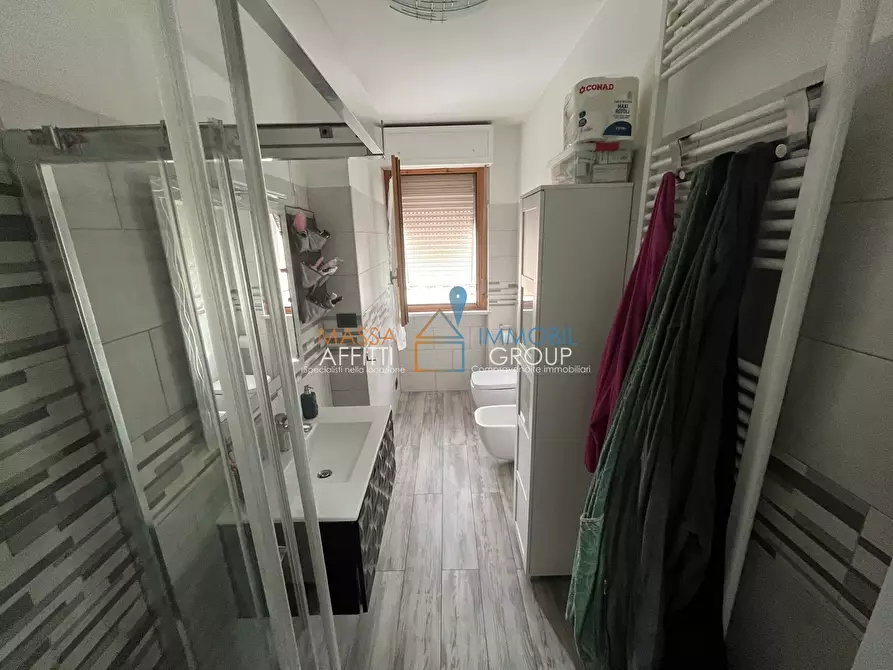 Immagine 22 di Pentalocale in vendita  in Via Manara Valgimigli 9 a Massa