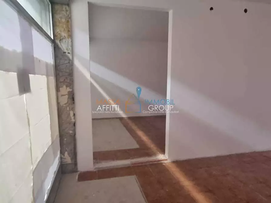 Immagine 4 di Locale commerciale in affitto  in Via Plebiscito 8/A a Carrara