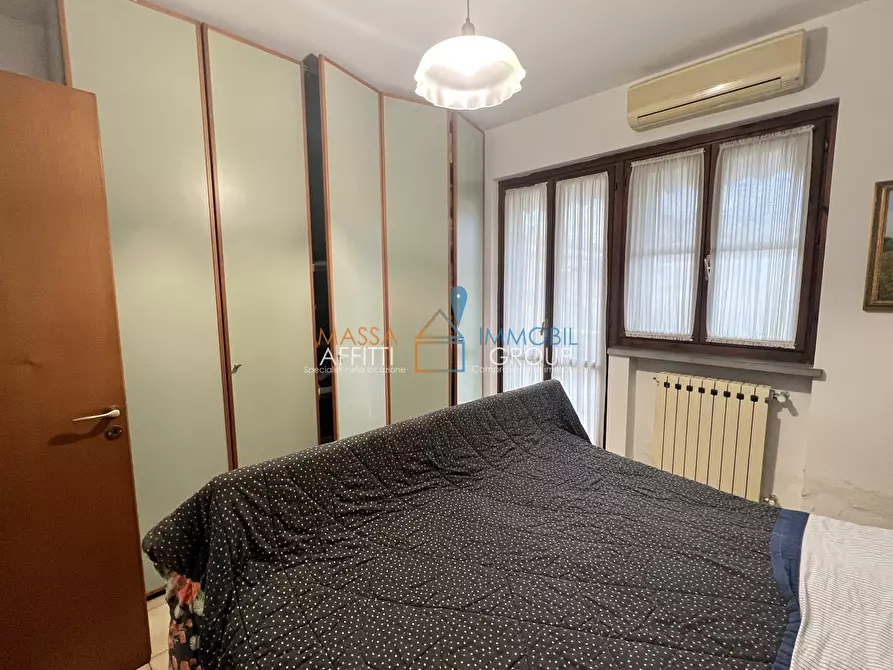 Immagine 28 di Villetta a schiera in vendita  in Via Gioacchino Rossini 14 a Massa