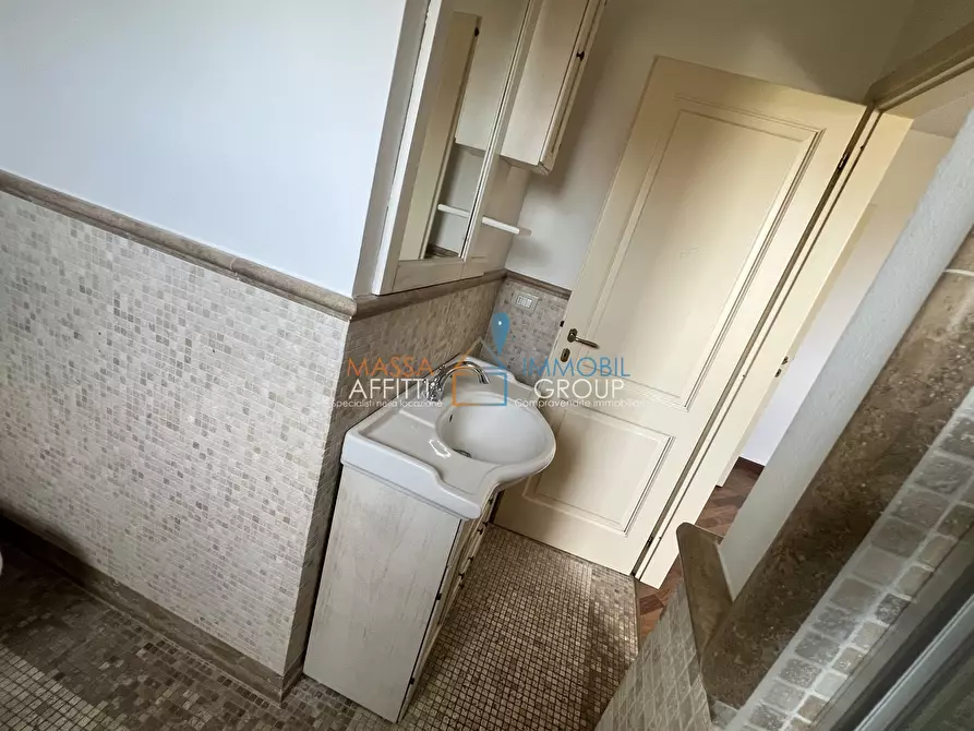 Immagine 45 di Villetta a schiera in vendita  in Via Michelangelo Buonarroti 134 a Forte Dei Marmi