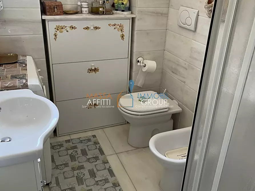 Immagine 9 di Monolocale in vendita  in Via Esperanto 5 a Massa