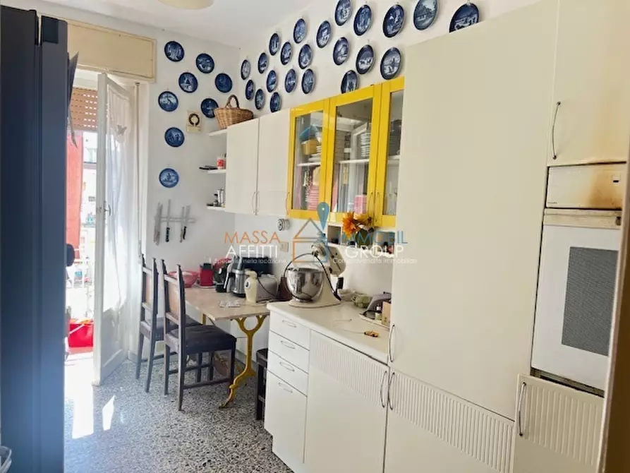 Immagine 8 di Quadrilocale in vendita  in Via G. B. Giorgini 3 a Massa