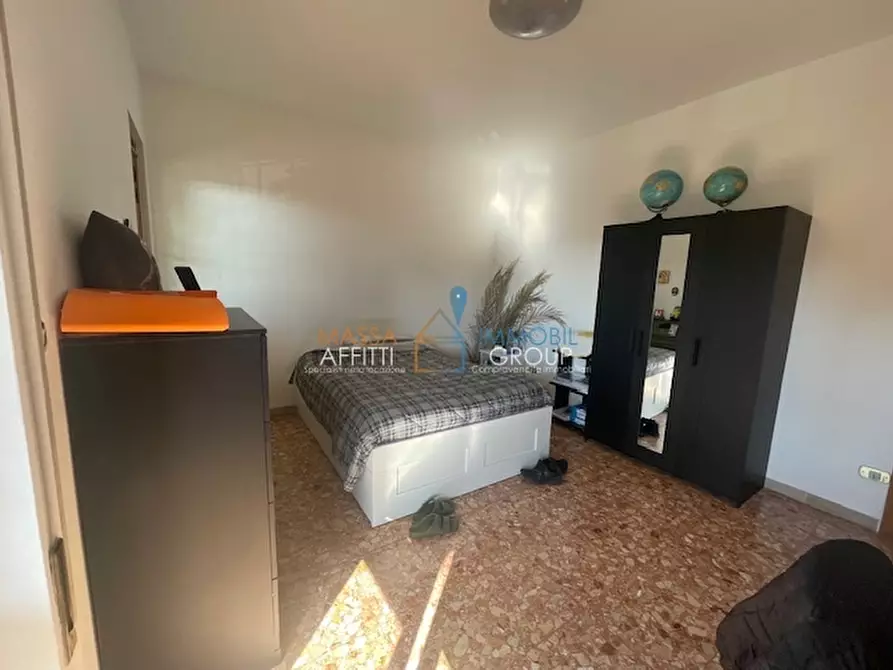 Immagine 25 di Pentalocale in vendita  in Viale Giacomo Puccini 26 a Massa