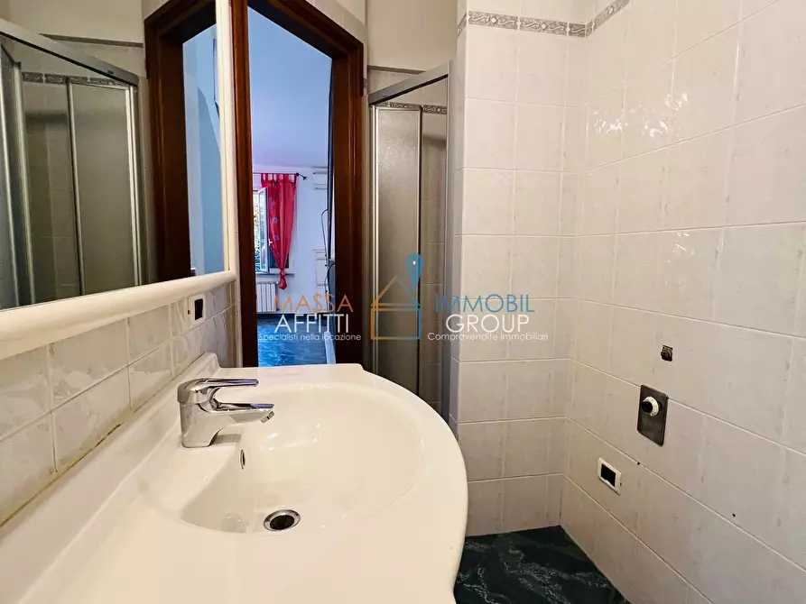 Immagine 10 di Villetta a schiera in vendita  in Via Due Madonne 32 a Massa