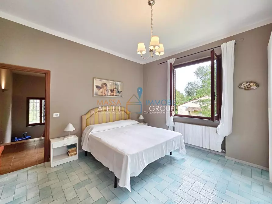 Immagine 31 di Villa in vendita  in Via dei Fortini 75 a Massa
