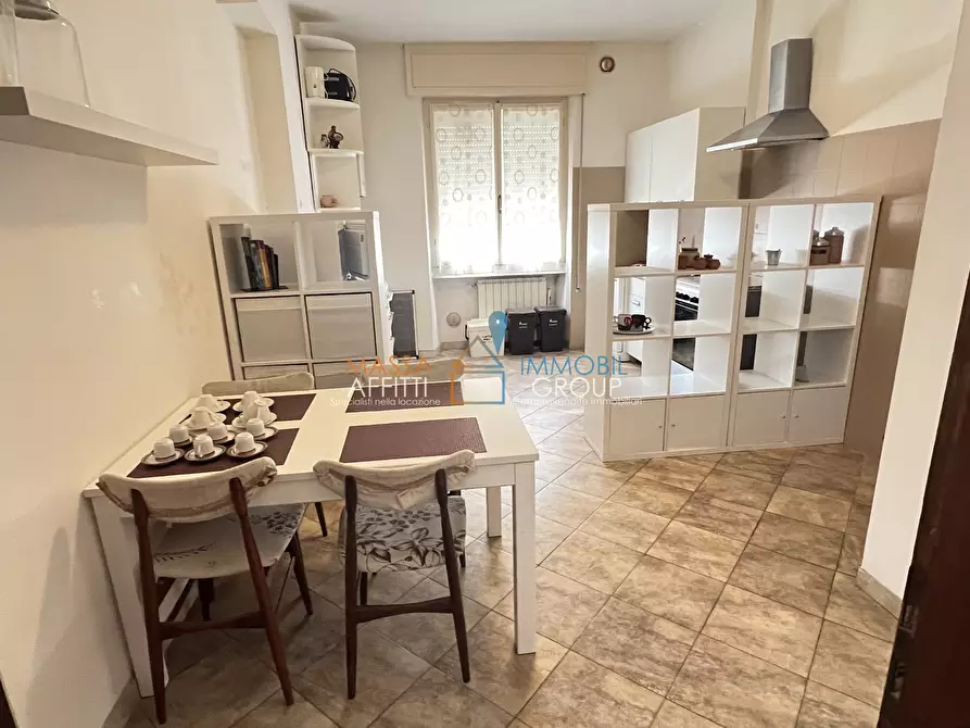 Immagine 2 di Quadrilocale in vendita  in Viale puccini 6 a Massa