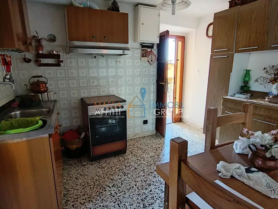 Immagine 1 di Terratetto in vendita  in Vicolo Castellaro 4 a Massa