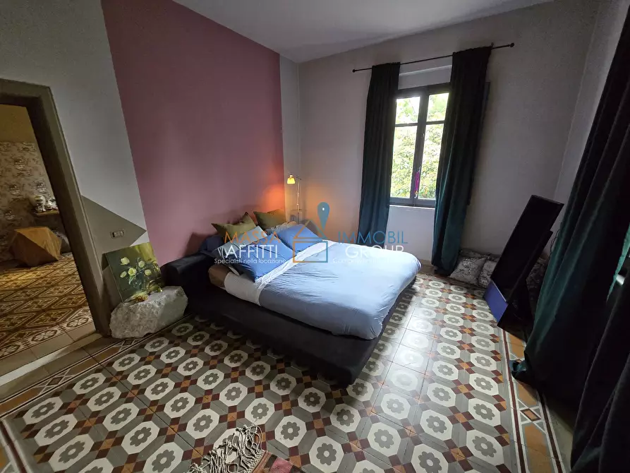 Immagine 23 di Casa semindipendente in affitto  in Piazza IV Novembre 10 a Massa
