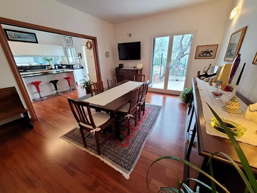 Immagine 31 di Villa in vendita  in via Neghelli 145 a Alassio