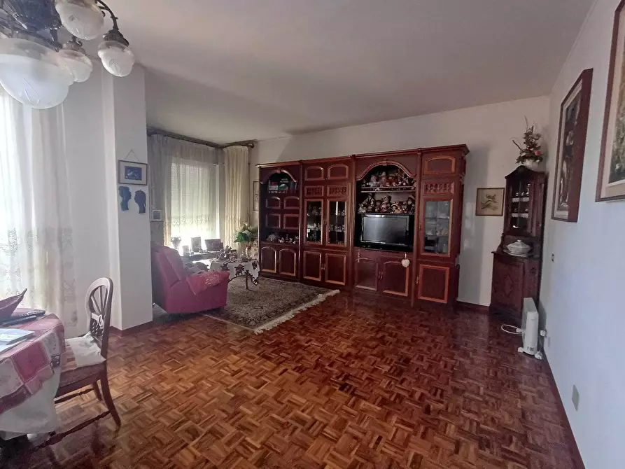 Immagine 1 di Appartamento in vendita  in Via Mulino del Ponte 3 a Albenga