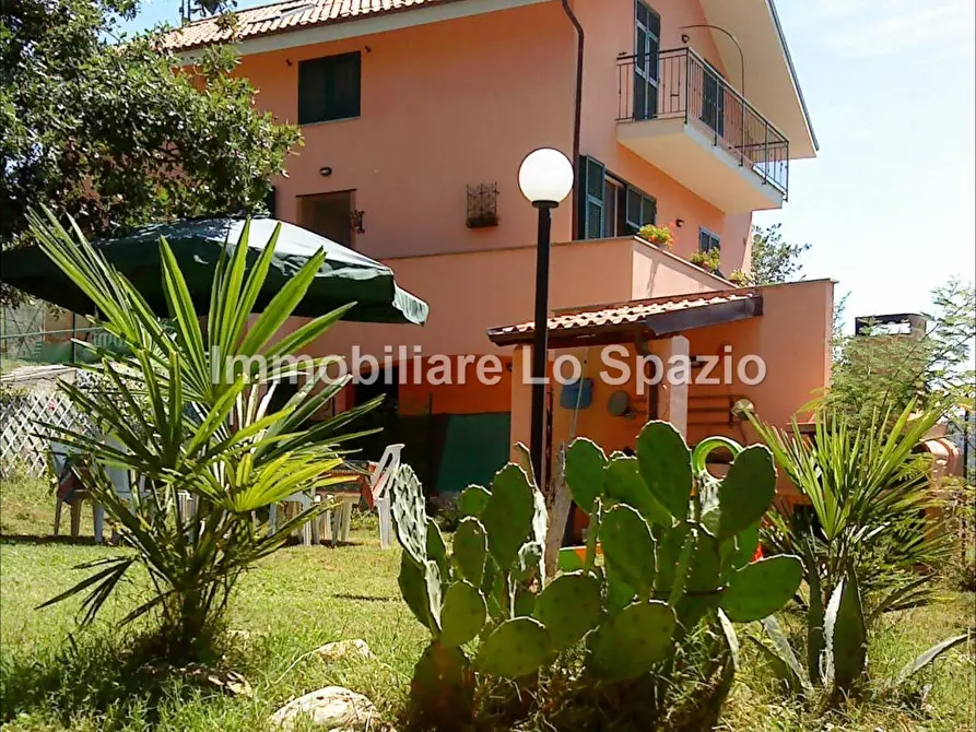 Immagine 26 di Quadrilocale in vendita  in Regione Pezzuolo a Testico