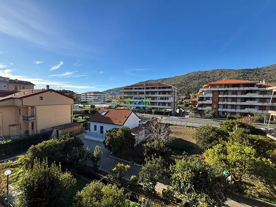 Immagine 31 di Bilocale in vendita  in via san lazzaro a Andora