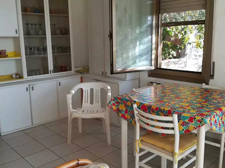 Immagine 8 di Villa in vendita  in viale olanda a Andora