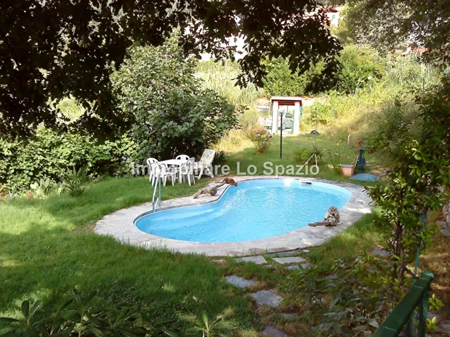 Immagine 23 di Quadrilocale in vendita  in Regione Pezzuolo a Testico