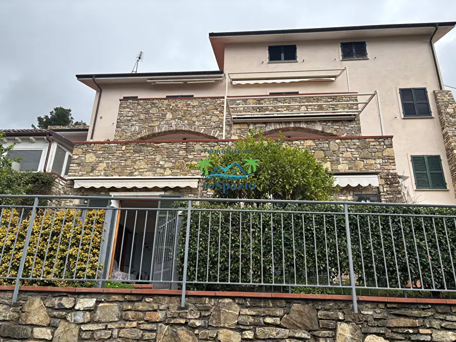 Immagine 31 di Trilocale in vendita  in strada piangrande a Andora