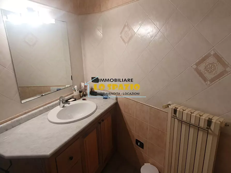 Immagine 11 di Villa in vendita  in via mezzacqua a Andora