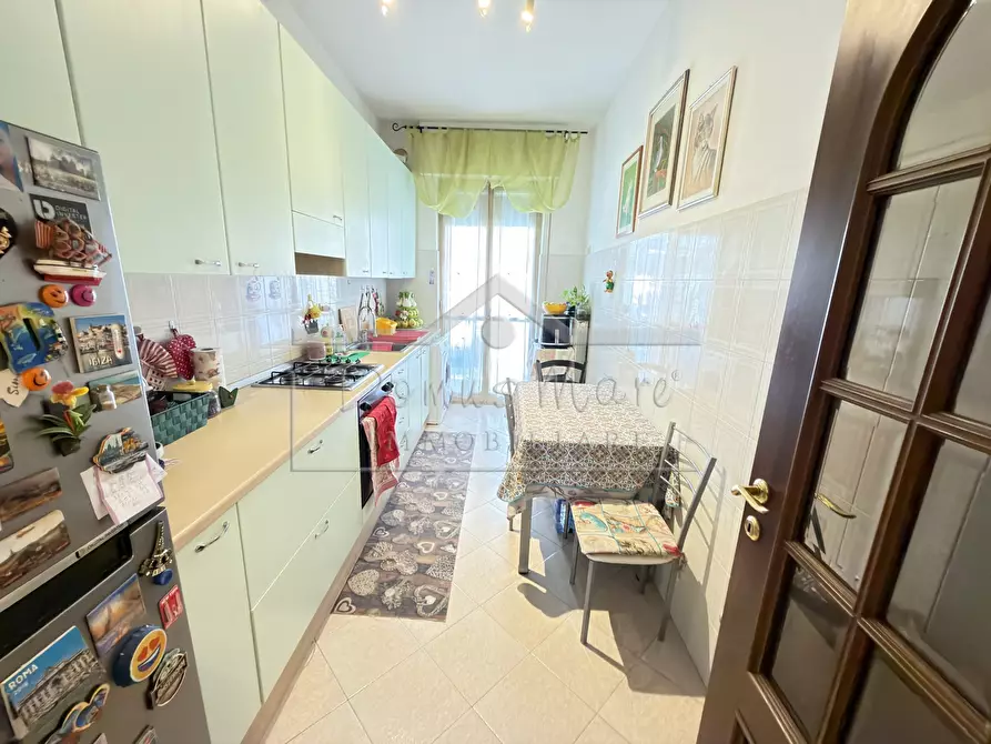 Immagine 7 di Trilocale in vendita  in VIA  DELLA COSTITUZIONE 16 a Albenga