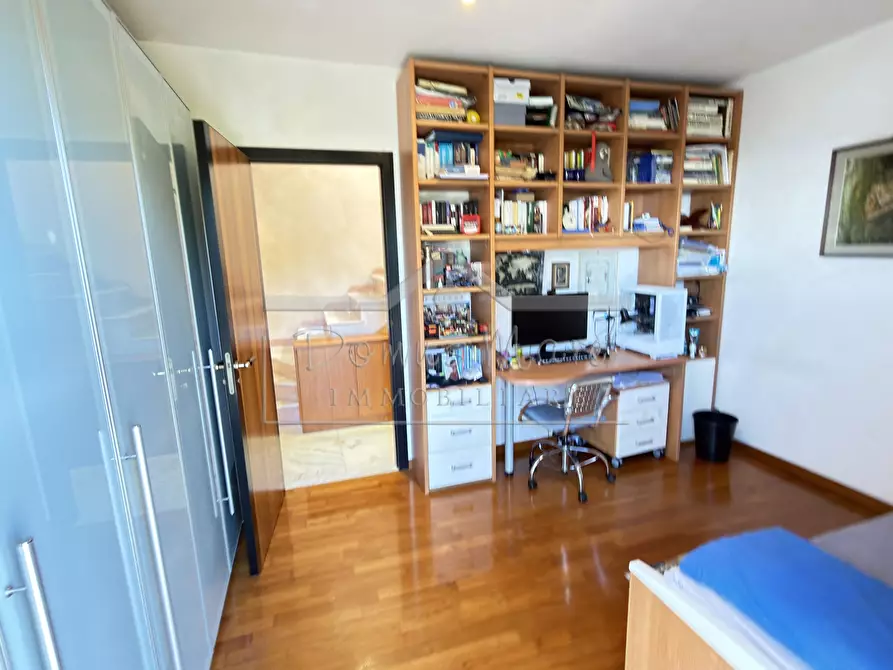 Immagine 52 di Villa in vendita  in Via Bricco del Poggio 32 a Savona