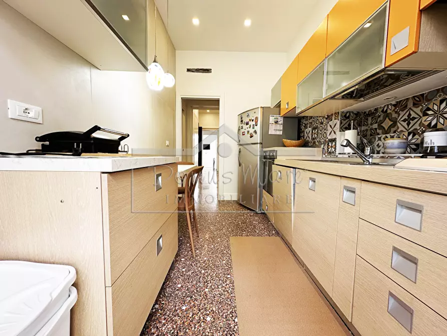 Immagine 13 di Pentalocale in vendita  in Via Beato Ottaviano 4 a Savona