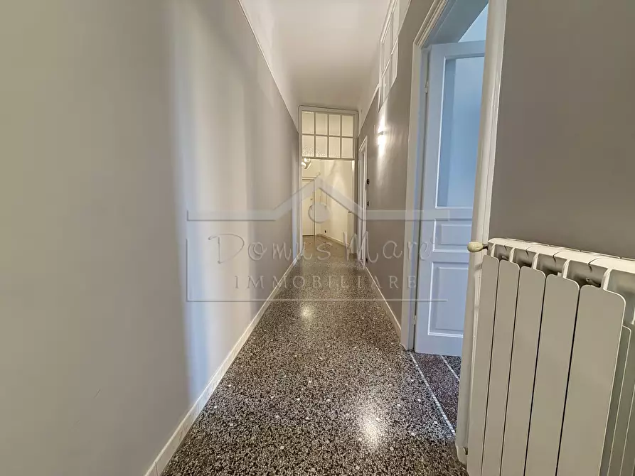 Immagine 15 di Quadrilocale in affitto  a Savona