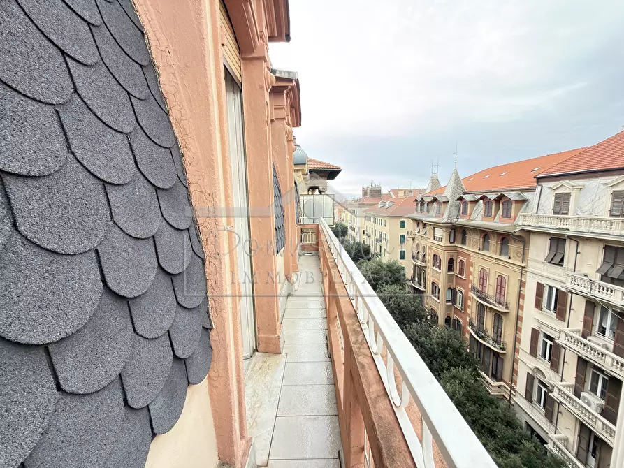 Immagine 31 di Attico in vendita  in Corso Italia 13 a Savona