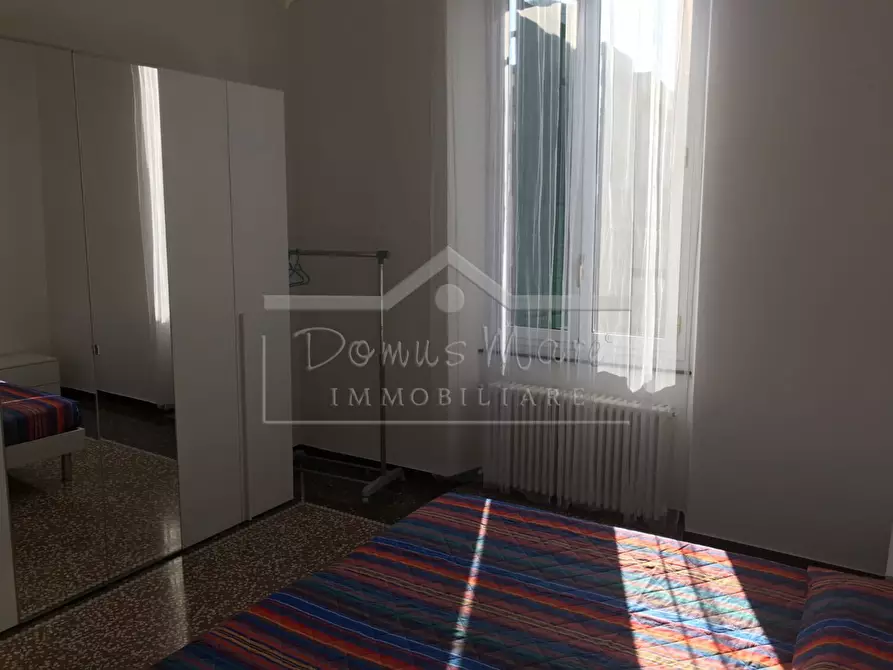 Immagine 4 di Trilocale in affitto  a Savona