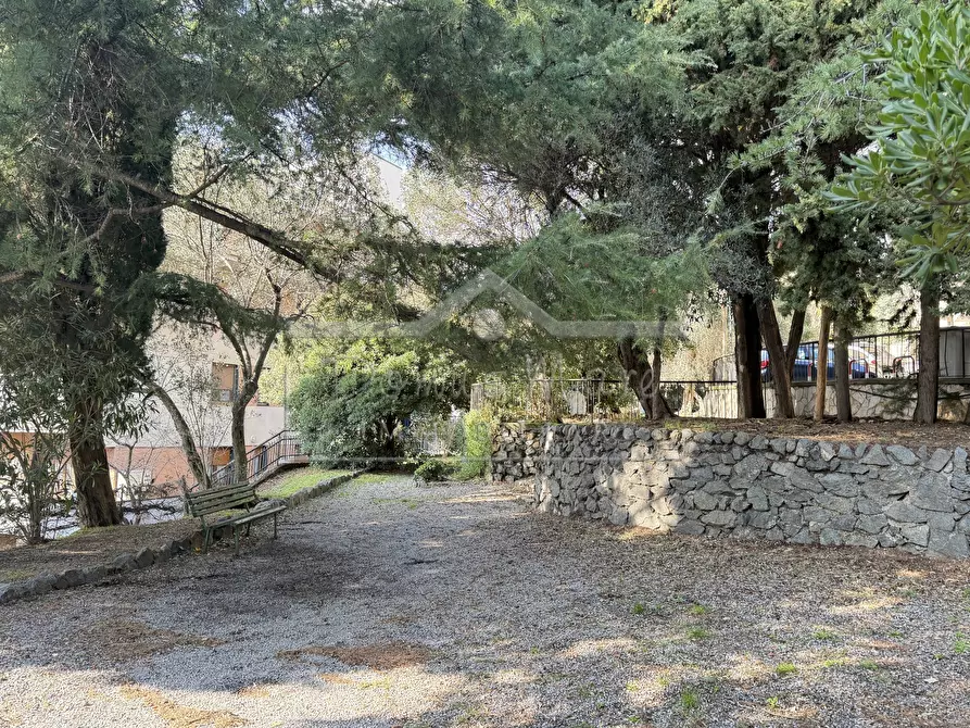 Immagine 25 di Pentalocale in vendita  a Savona