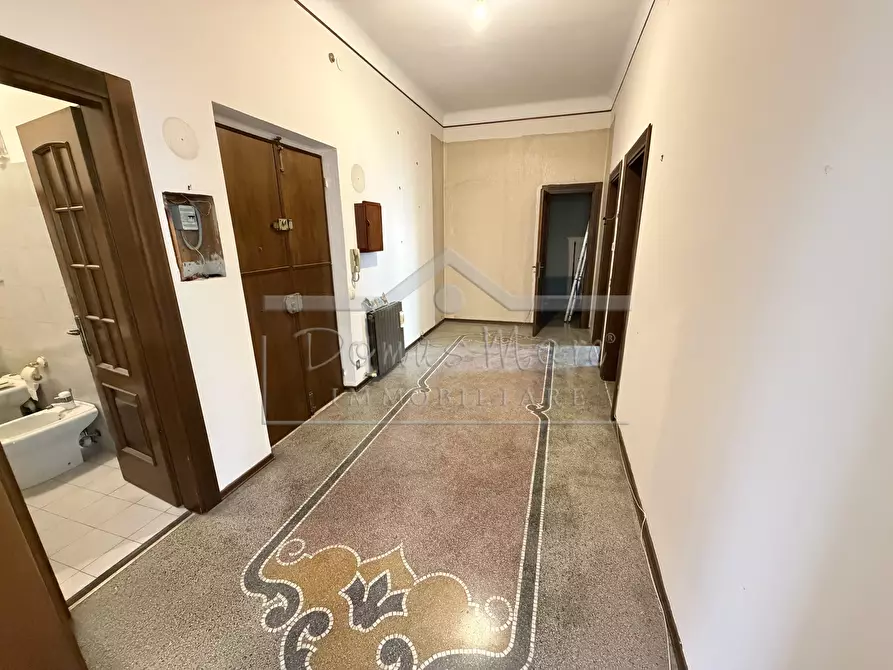 Immagine 26 di Quadrilocale in vendita  a Vado Ligure