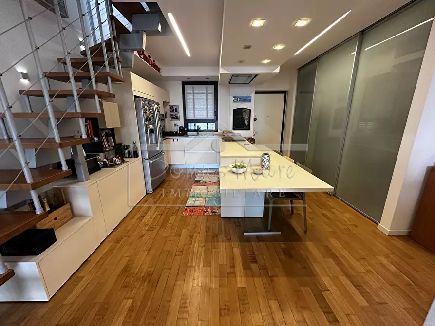 Immagine 22 di Attico in vendita  in Corso vittorio Veneto 1 a Savona