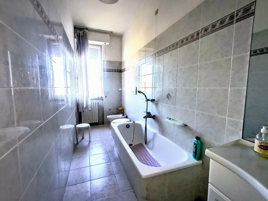 Immagine 18 di Quadrilocale in vendita  in Via Antonio Rosmini Serbati a Livorno